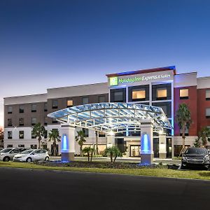 Holiday Inn Express & Suites Lakeland South, An Ihg Hotel